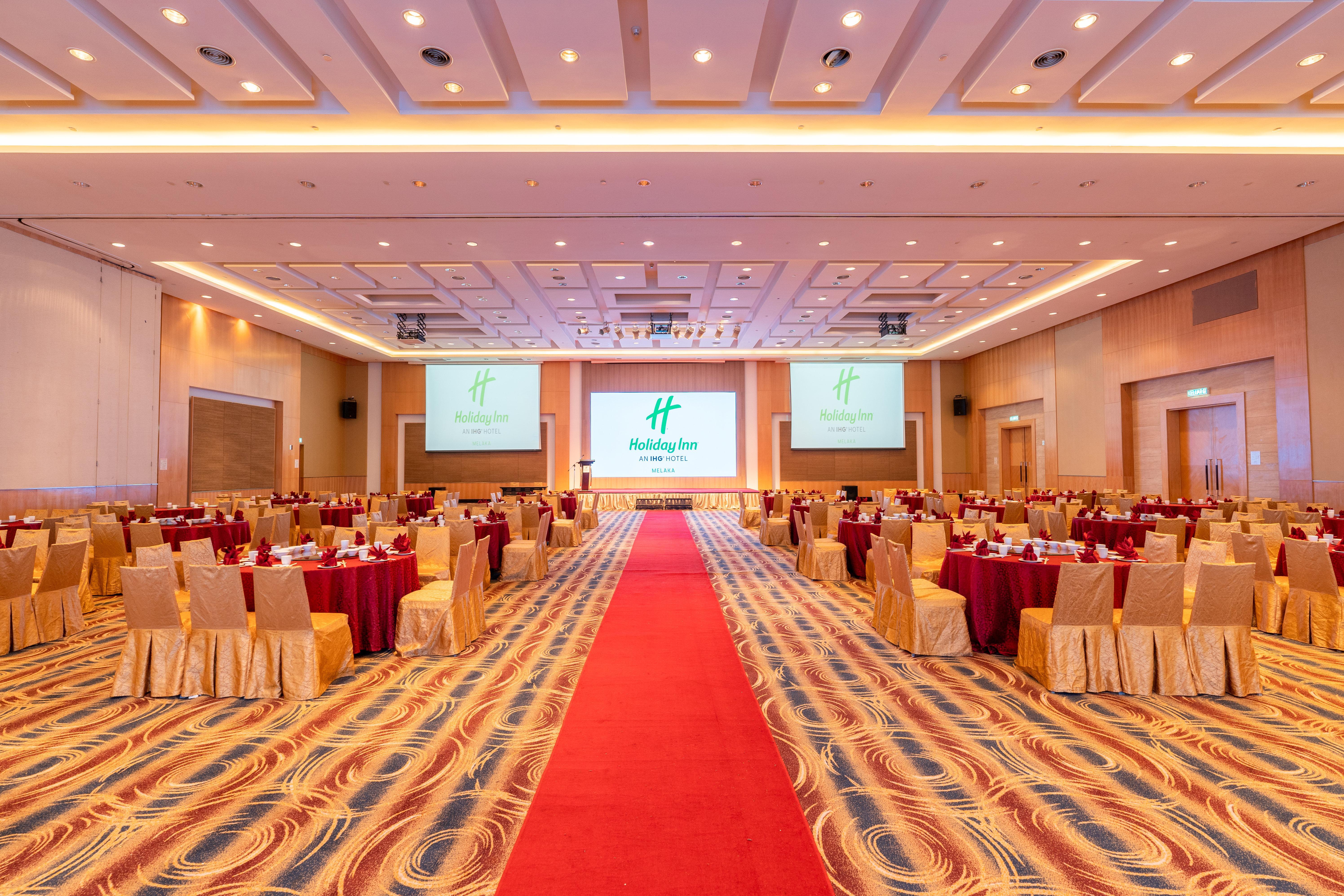 Holiday Inn Melaka By Ihg Zewnętrze zdjęcie The ballroom